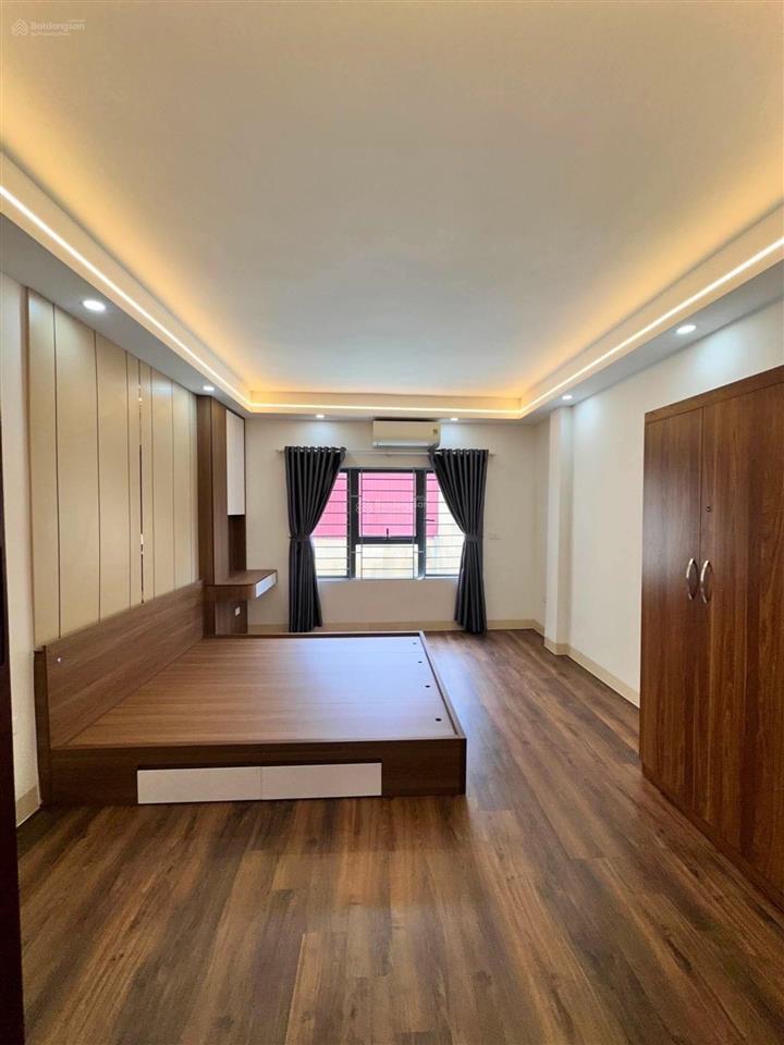Nhà đẹp nam dư xây mới 5 tầng  nhà 2 thoáng  gần phố  gần ô tô giá chỉ 7.5 tỷ