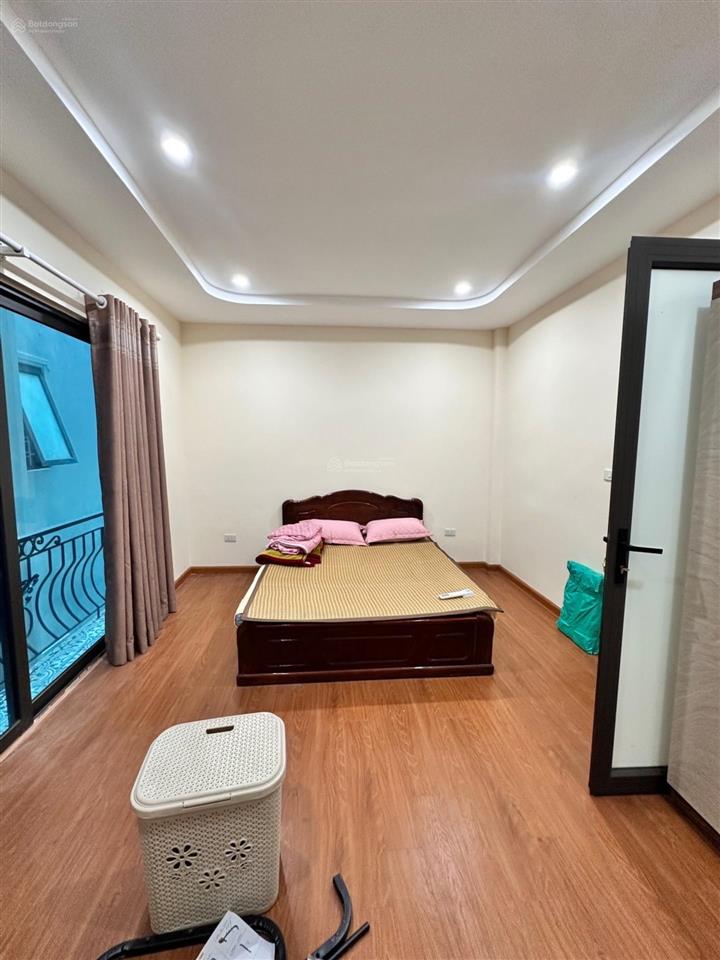 Nhà đẹp nam dư xây mới 5 tầng  nhà 2 thoáng  gần phố  gần ô tô giá chỉ 7.5 tỷ