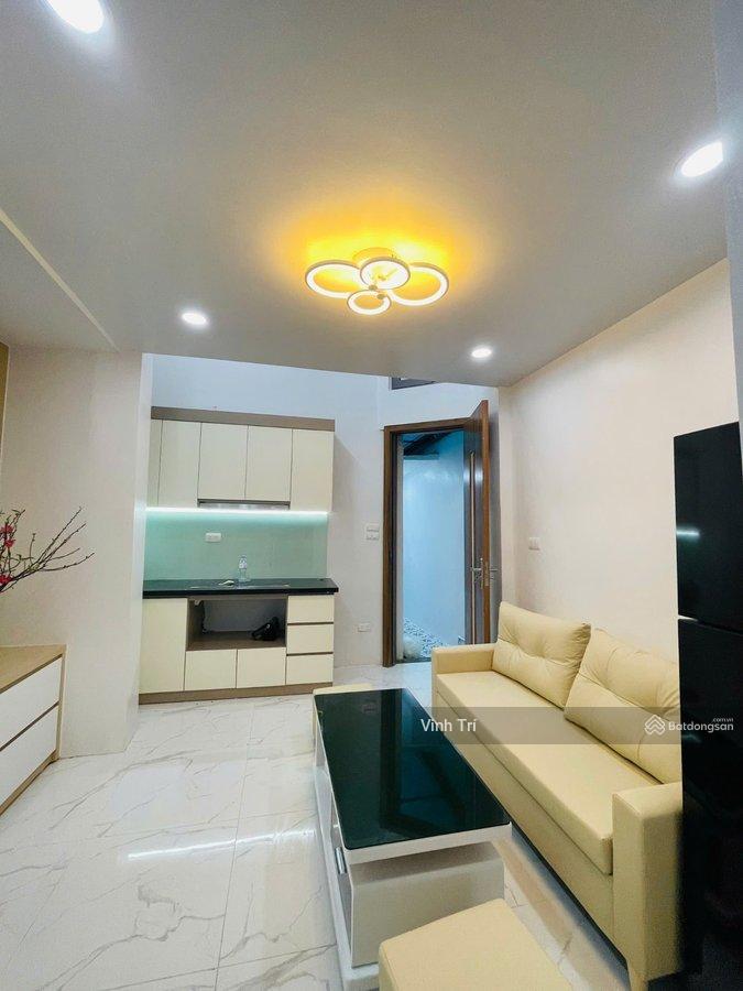 Tôi bán nhà phố cát linh giảng võ 3 bước ra phố trước nhà sh quay đầu trước nhà sđcc 3.96 tỷ