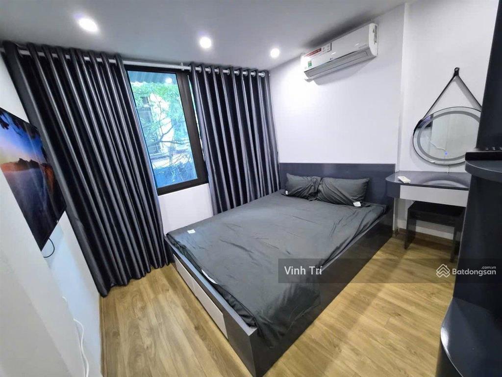 Tôi bán nhà phố cát linh giảng võ 3 bước ra phố trước nhà sh quay đầu trước nhà sđcc 3.96 tỷ