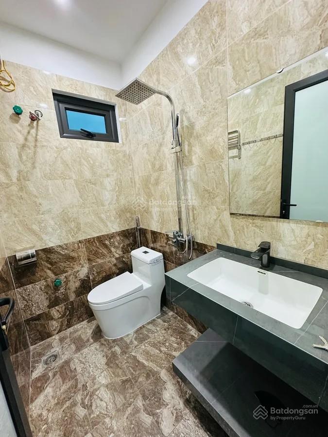 Tôi bán nhà phố cát linh hào nam 3 bước ra phố trước nhà sh quay đầu trước nhà sđcc 3.52 tỷ