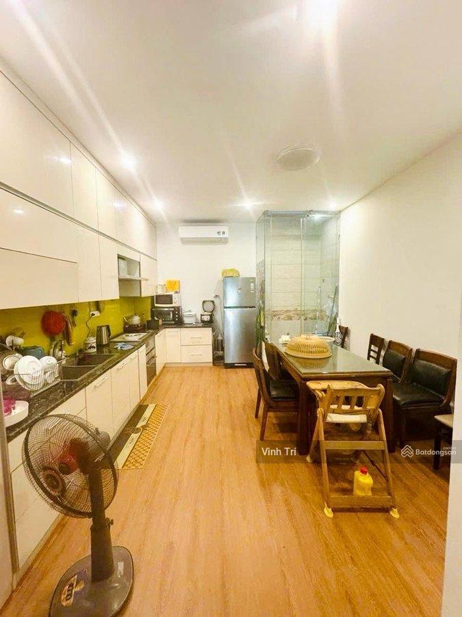 Tôi cần bán nhà phân lô trần khát chân  lạc trung 5t ô tô tránh vỉa hè thang máy  kd đỉnh 10.8 tỷ