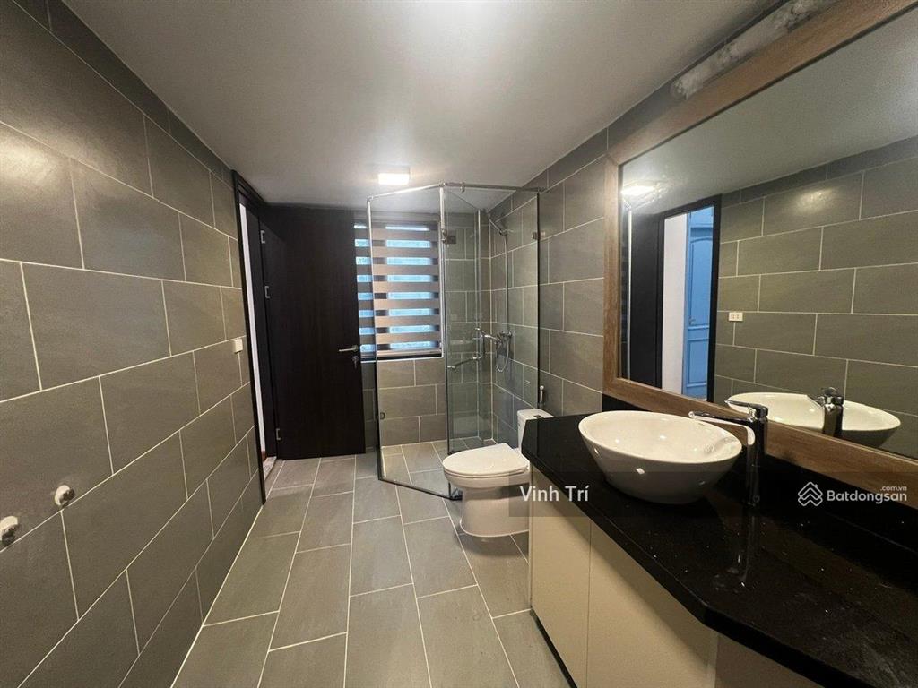 Chính chủ bán nhà trần khát chân  lạc trung 56m2 5t ô tô tránh vỉa hè thang máy  kd đỉnh 10,8 tỷ