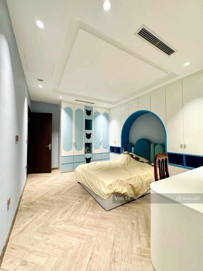 Tôi cần bán nhà phố lò đúc  lê quý đôn dt 54m² 6t lô góc  kd  25m ra ô tô, giá 13,78 tỷ