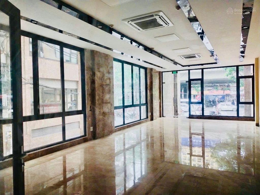 Bán nhà mặt phố khúc thừa dụtrương công giai 45m2 7t vỉa hèthang máythuê 70tr/th 28,95 tỷ