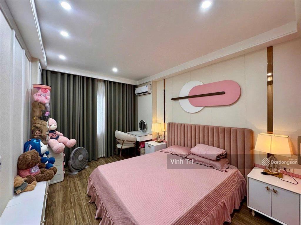 Chính chủ bán nhà phố lê văn lương  nguyễn ngọc vũ 36m2 6t ô tô tải tránh  kinh doanh nhỉnh 7 tỷ