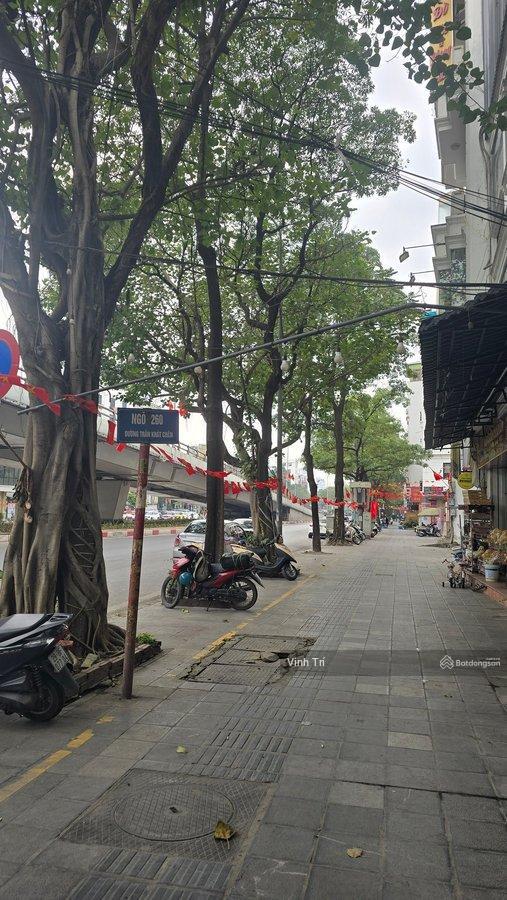 Chính chủ bán nhà trần khát chân  kim ngưu 38m2 5t ngõ 3 gác  3 bước chân ra oto 5,75 tỷ