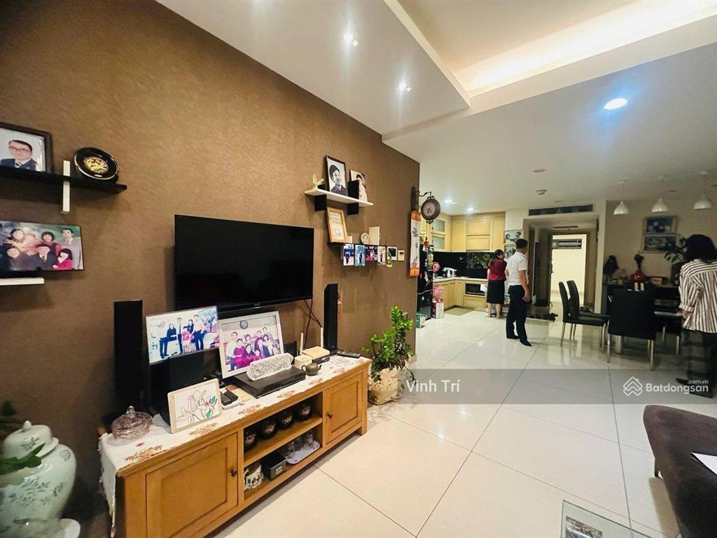 Sổ đỏ tên tôi cần bán nhà căn chung cư cao cấp lê trọng tấn  nguyễn lân t27 căn góc 3 ngủ