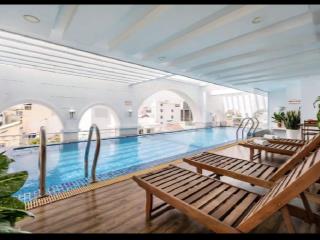 Khách sạn 4 sao  9 tầng  hồ bơi  thang máy  hệ thống pccc đầy đủ  phú nhuận