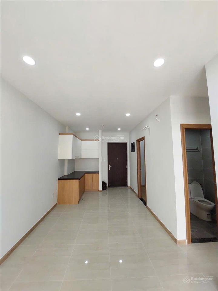 Căn 2pn  2wc chỉ 2 tỷ 050tr sẵn hđ thuê 6tr dòng tiền ổn định.