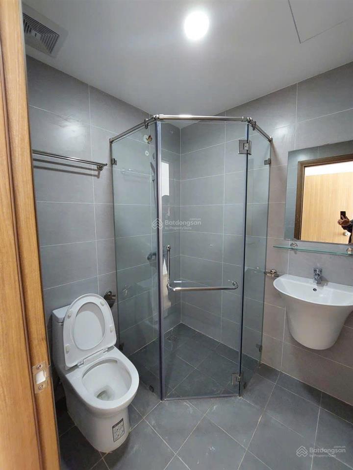 Căn 2pn  2wc chỉ 2 tỷ 050tr sẵn hđ thuê 6tr dòng tiền ổn định.