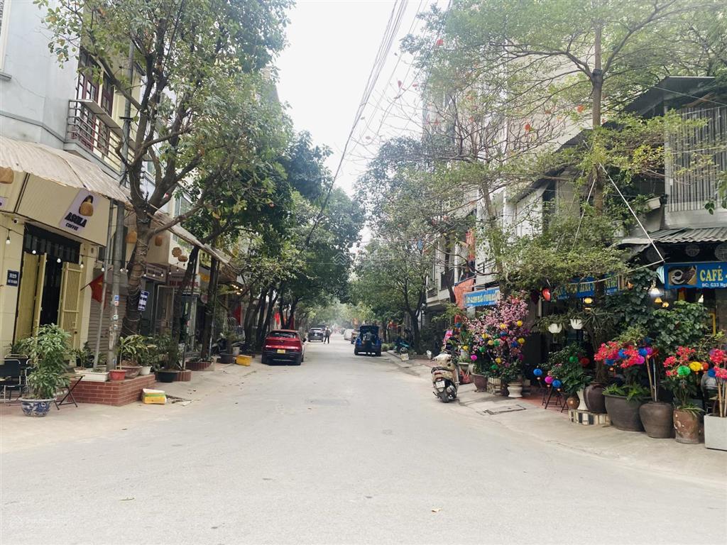 Bán nhanh lô đất dv dương nội, ngay bùng binh lê trọng tấn rẻ nhất