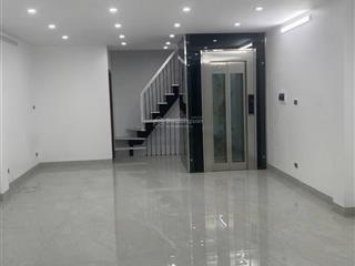 Căn góc ngô thì nhậm 50m2 4 tầng siêu đẹp 11 tỷ hơn