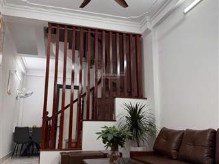 Bán nhà ngay chợ bông đỏ  ngô thì nhậm nhà 4 tầng 7.15 tỷ bán nhanh