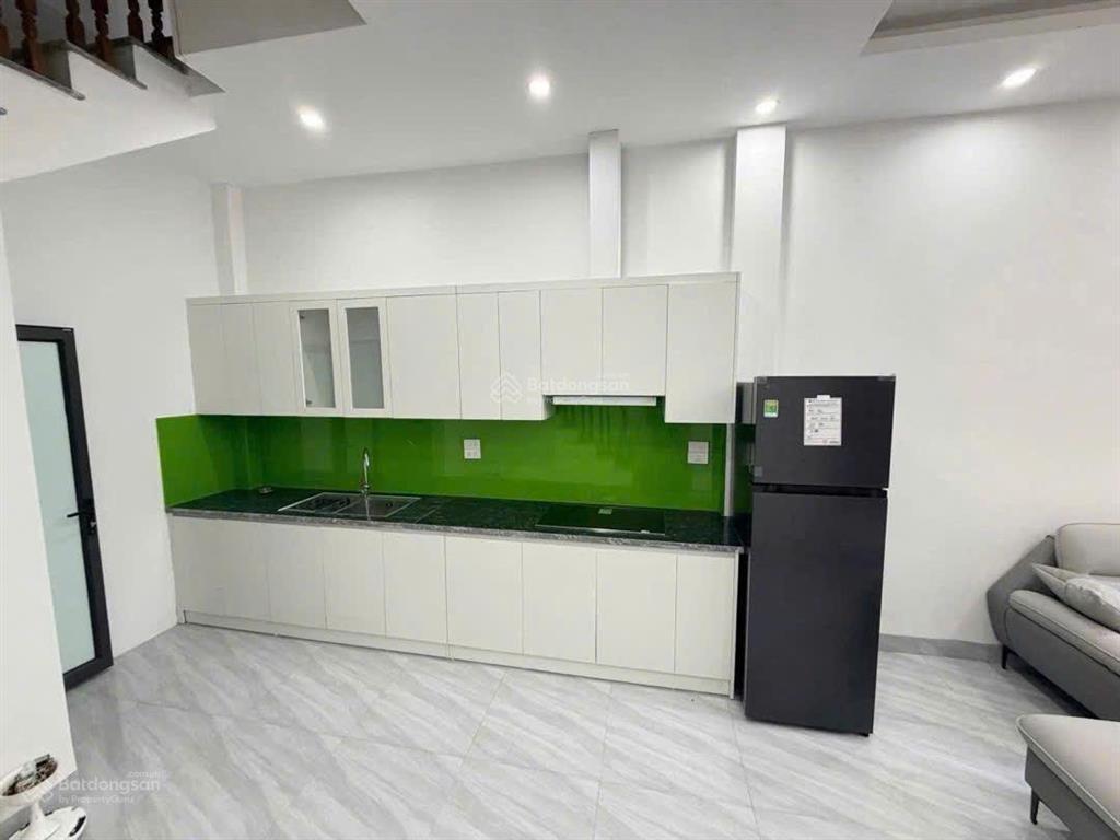 Bán nhà ngay ngã 5 hà trì 35m2 4 tầng dân xây kiên cô. 6.2 tỷ