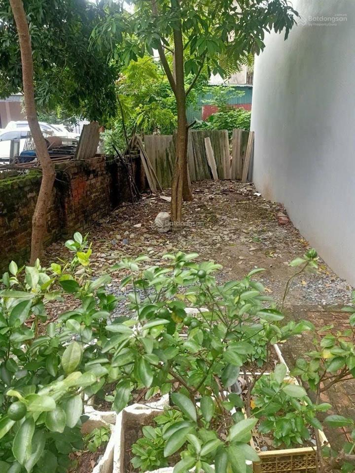 Bán nhanh mảnh đất ngay ngã 5 hà trì  chợ hà đông hơn 80tr/1m2