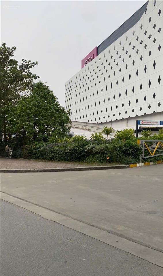 Mảnh đất đối diện aeon mall  50m2 / 4m mặt tiền. hướng đông nam bán nhanh 10 tỷ hơn