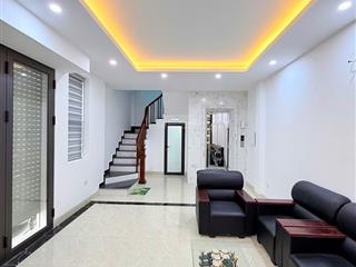Nhà riêng căn góc  thang máy  sổ đỏ đầu bà triệu  45m² giá 9,25 tỷ