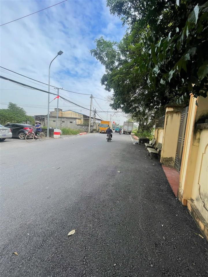 Lô đất thường tín  trung tâm  ô tô tránh thoải mái 100m2/ giá 55tr/1m2 chính chủ