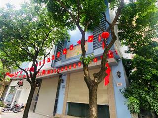 Phân lô cán bộ mộ lao nhà 5 tầng sổ đỏ 9.98 tỷ