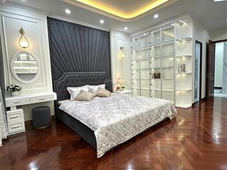 Lô góc thích hợp kinh doanh cafe hoặc để ở 50m2 ngay kđt kiến hưng giá 15.99 tỷ