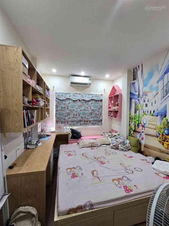 Nhà 4 tầng ngay bể bơi la khê / 32m² giá 7,15 tỷ
