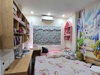 Nhà 4 tầng ngay bể bơi la khê / 32m² giá 7,15 tỷ