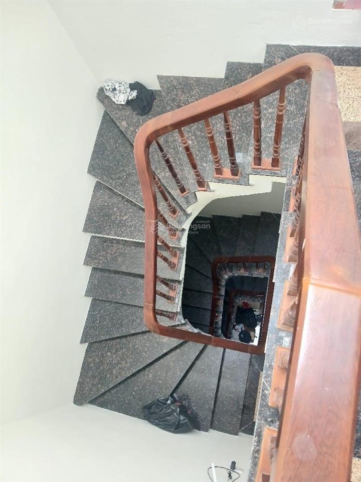 Nhà 4 tầng ngay bể bơi la khê / 32m² giá 7,15 tỷ