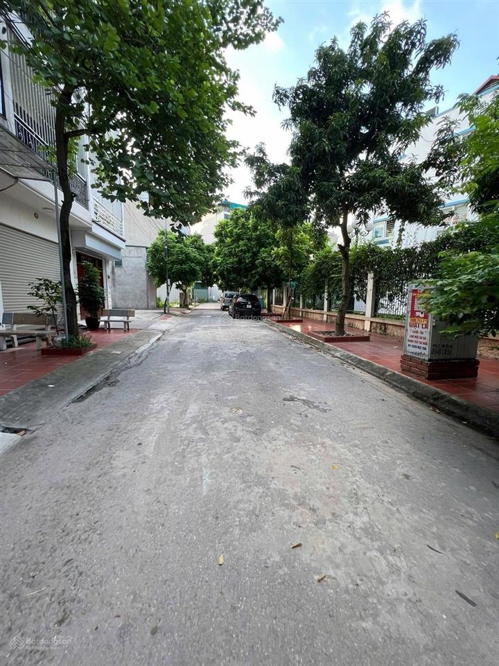 Bán lô đất đấu giá ngay công viên 365 sổ đỏ 50m2/ mặt tiền 5m