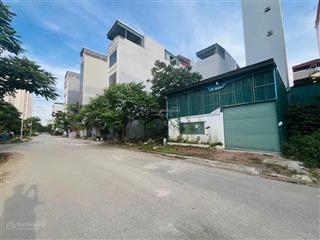 Cho thuê nhà riêng 1 tầng  gác lửng  phân lô đất dv khu a ngay bến xe yên nghĩa. thoáng trước sau