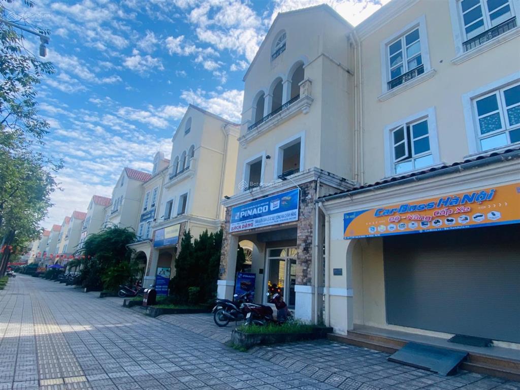 42 tỷ chính chủ bán căn shophouse 188m2 kinh doanh ngay