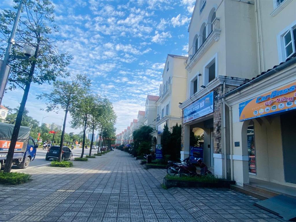 42 tỷ chính chủ bán căn shophouse 188m2 kinh doanh ngay