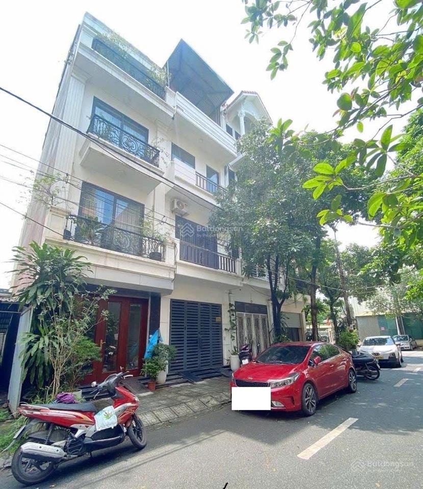 Căn liền kề 50m2 nhà siêu đẹp ngay công viên thiên văn học, sổ đỏ chính chủ 0931 131 ***