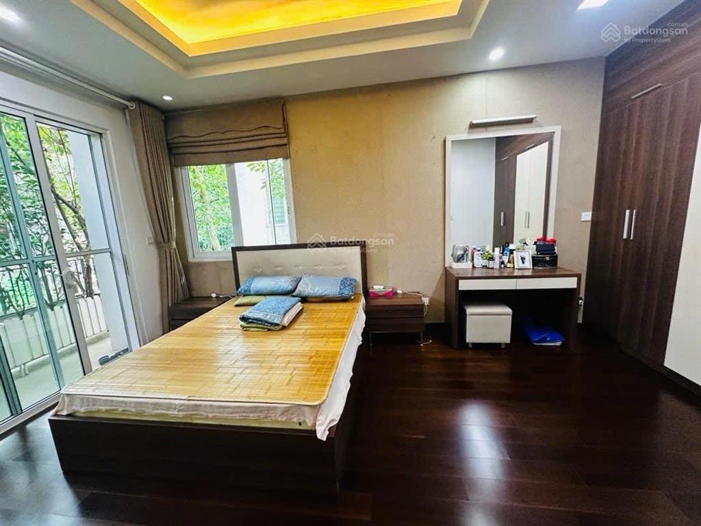 Nhà 50m2 phân lô vỉa hè  6 tầng giá hơn 13 tỷ ngay học viện quân y  0931 131 ***