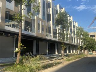 A2.4 liền kề 100m2, đường 17m, chính chủ cho thuê 5tr/1 tháng