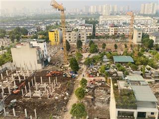 B1.4 trục đường 17m. thẳng ra hồ giá bán gấp 9,8 tỷ