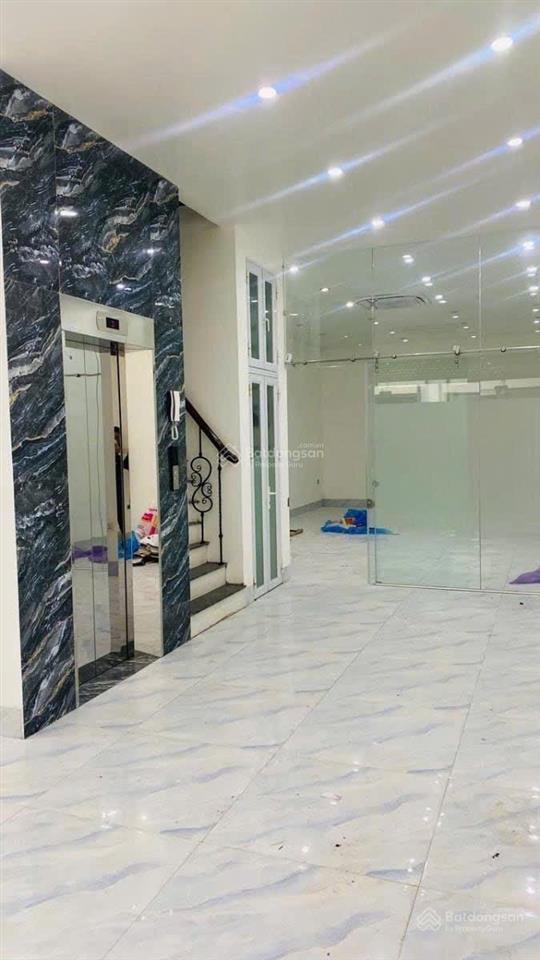 Liền kề phân lô vỉa hè 7 tầng thang máy bán nhanh hơn 14 tỷ