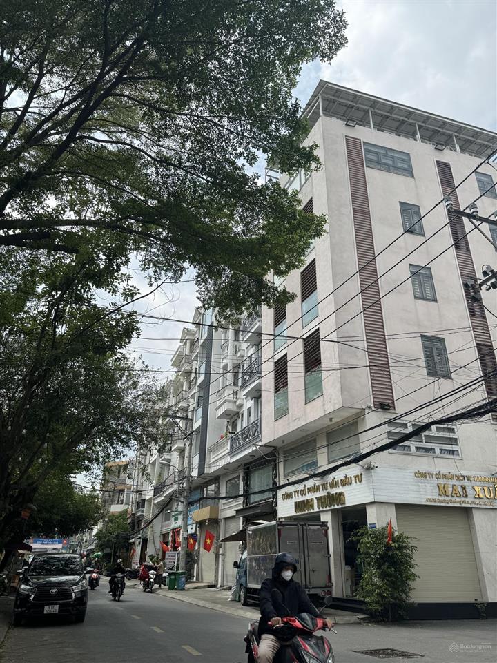 Chính chủ bán căn nhà góc 2 mặt tiền 416/23 dương quảng hàm, 8.8m x 21m  khu toà án dqh