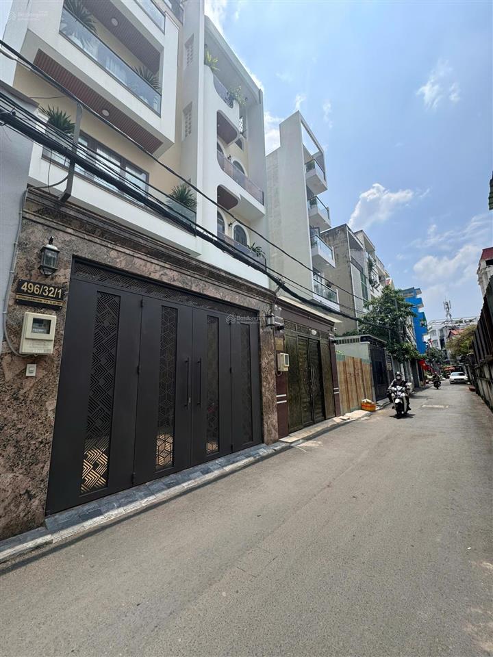 Số 496/32 dương quảng hàm p6  hxt thông 68m2 gpxd 1 trệt, 1 lửng, 3 lầu, st