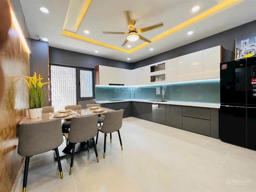 Biệt thự lê đức thọ p6 gv 7,5m x 20 = 150m2, 3 tầng full nội thất cao cấp