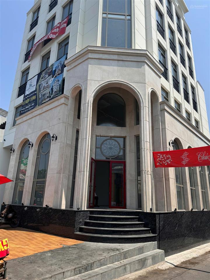 Cho thuê tòa 3 mặt tiền 258 dương quảng hàm p5 gò vấp ngay vincom  trụ sở ngân hàng, cty, tt
