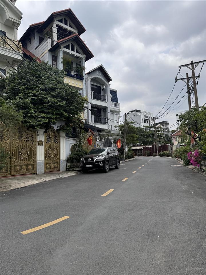 Đất trống khu vip 496/63 dương quảng hàm p6 gv 6m x 24m cn 144m2