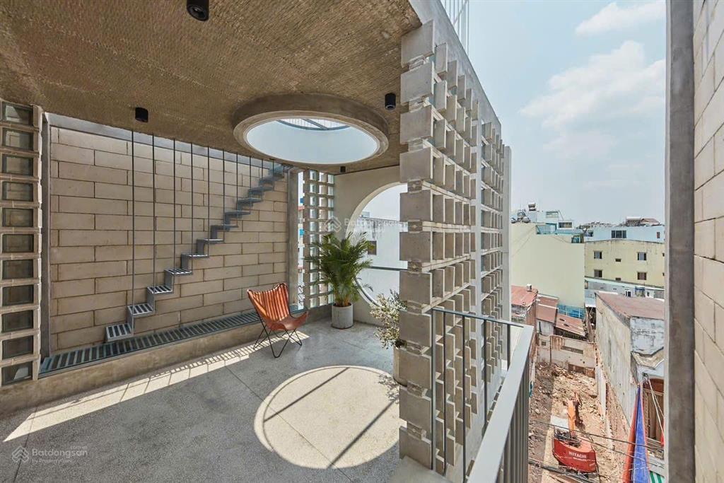Siêu phẩm  nhà bán lê đức thọ, p6, 5,5m x 20m  4 tầng ngay chợ an nhơn  full nội thất