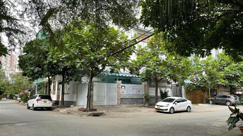 Góc 2 mặt tiền nguyễn oanh  123 đs 5 p17 gò vấp 8,3m x 16m cn 128m2  khu biệt thự, khách sạn
