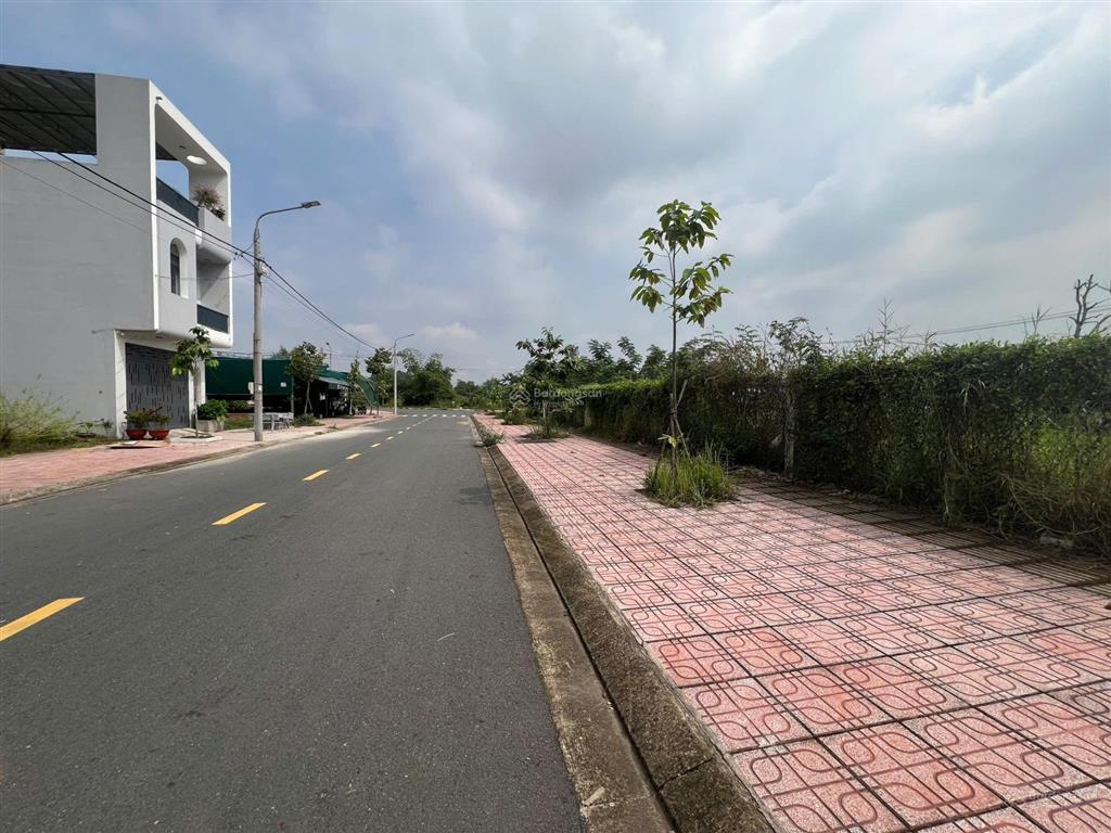 Bán đất 2 mặt tiền tại đường cây dầu  nhơn trạch 203.7m2, nhơn trạch, đồng nai