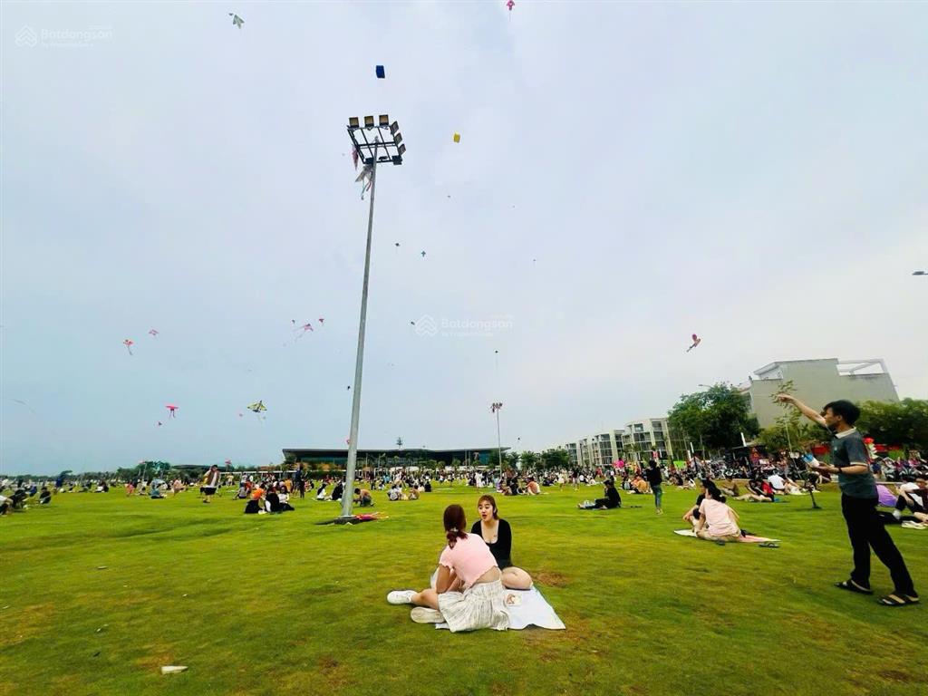 [ cần bán ] đất nền trực diện bãi thả diều  global city, q.2 ( cũ) 5x20 21 tỷ 0937 576 ***