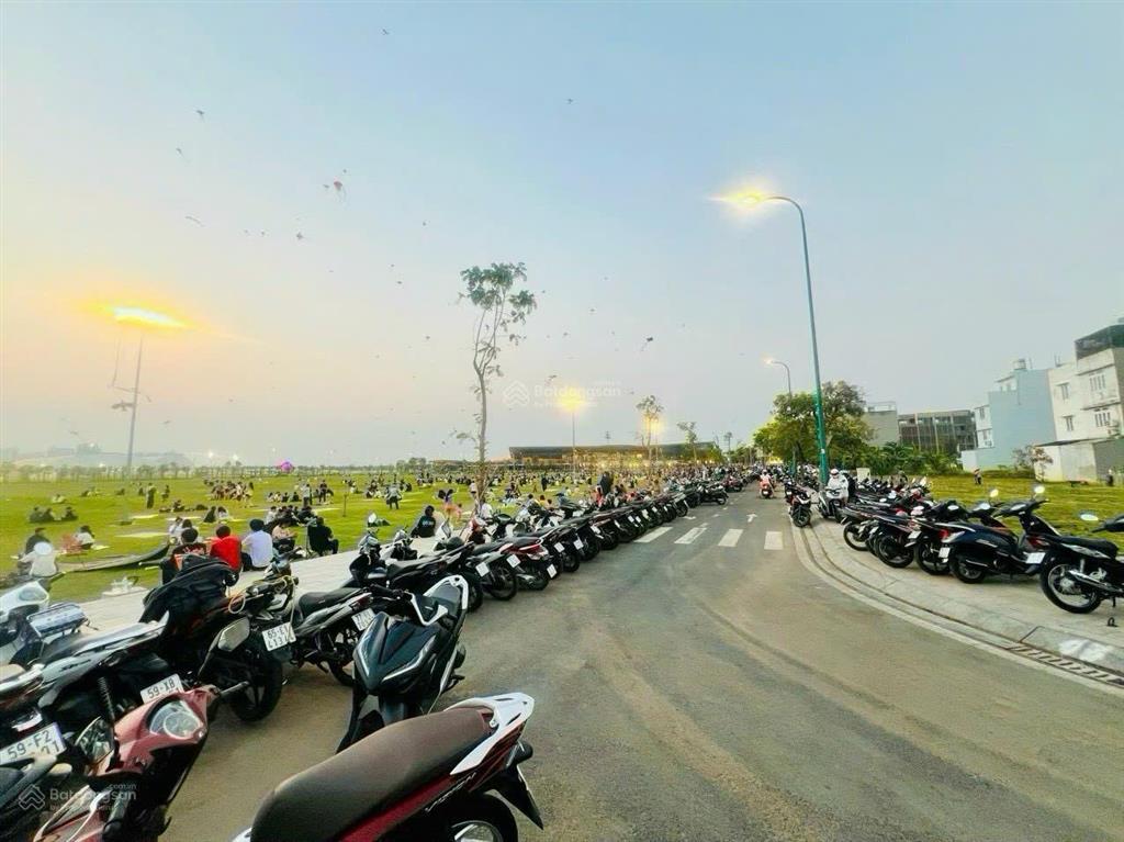 [ cần bán ] đất nền trực diện bãi thả diều  global city, q.2 ( cũ) 5x20 21 tỷ 0937 576 ***