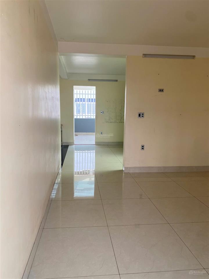 Cần bán gấp nhà mt lê lợi tp thủ dầu một (cũ) 16 tỷ 0937 576 ***