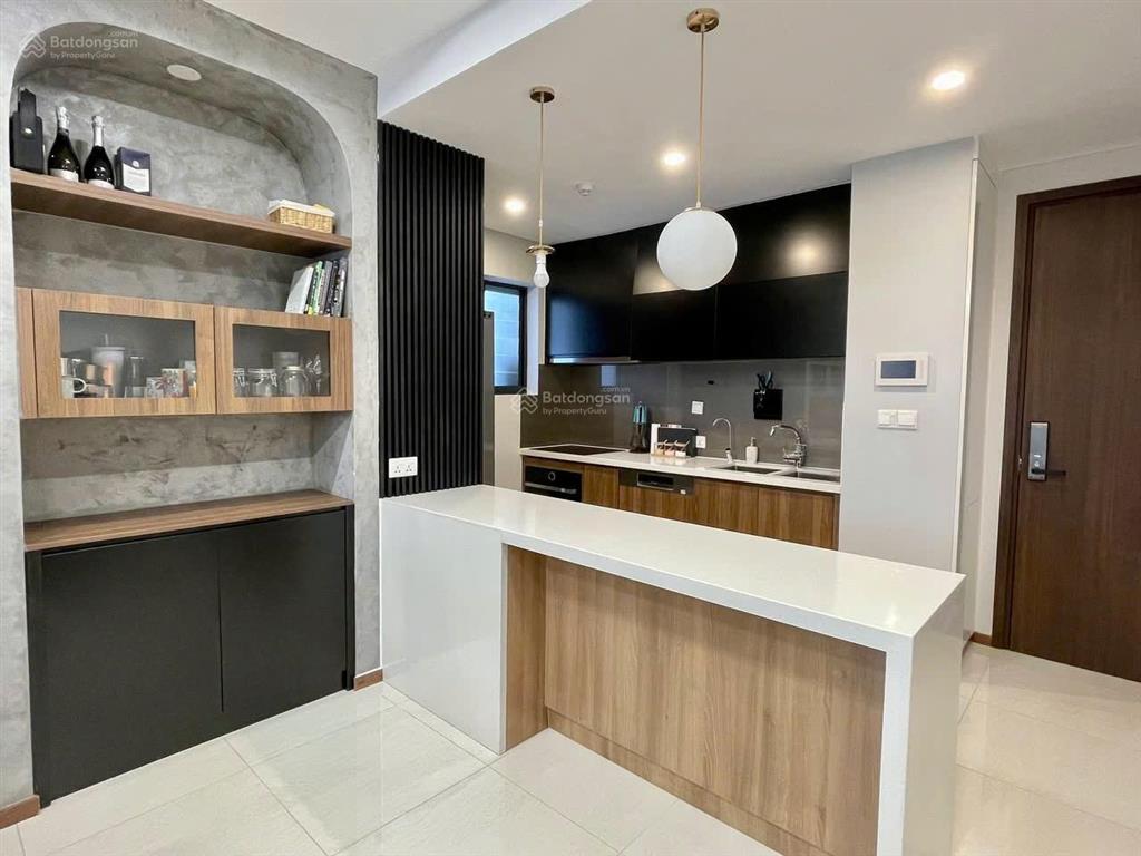 Cho thuê 3pn view hoa hậu  one verandah tầng đẹp 35 triệu/tháng