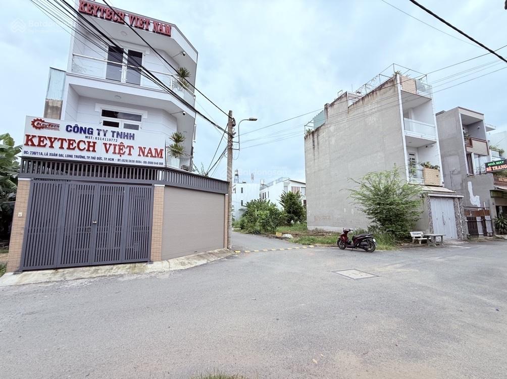 Quá đẹp cho lô góc đối diện khu đông tlong đầu tư tiềm năng vị trí cực đẹp đường thông bán gấp